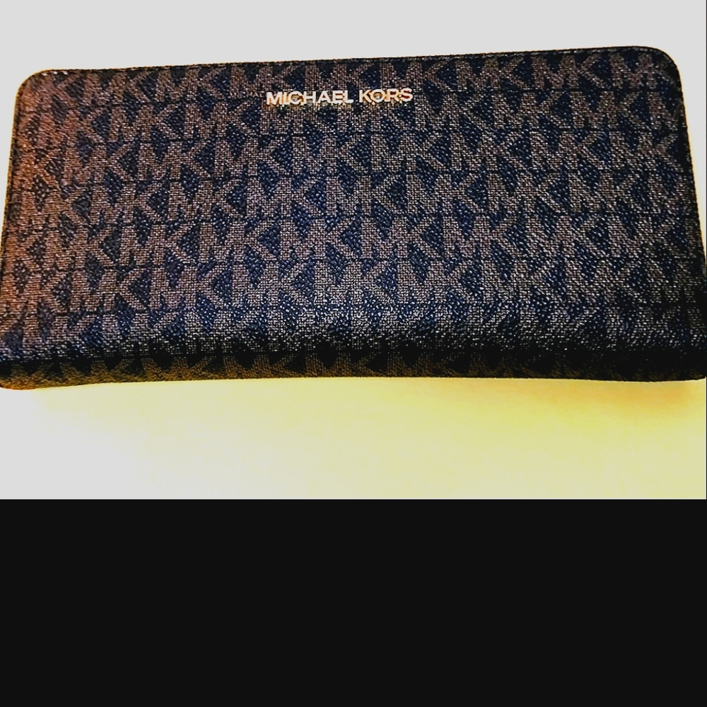 MICHAEL KORS Clutch Wallet